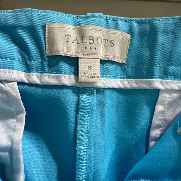 Talbot's Perfect Bermuda Shorts- 10.5” Lemon Slice Design - Picture 2 of 3